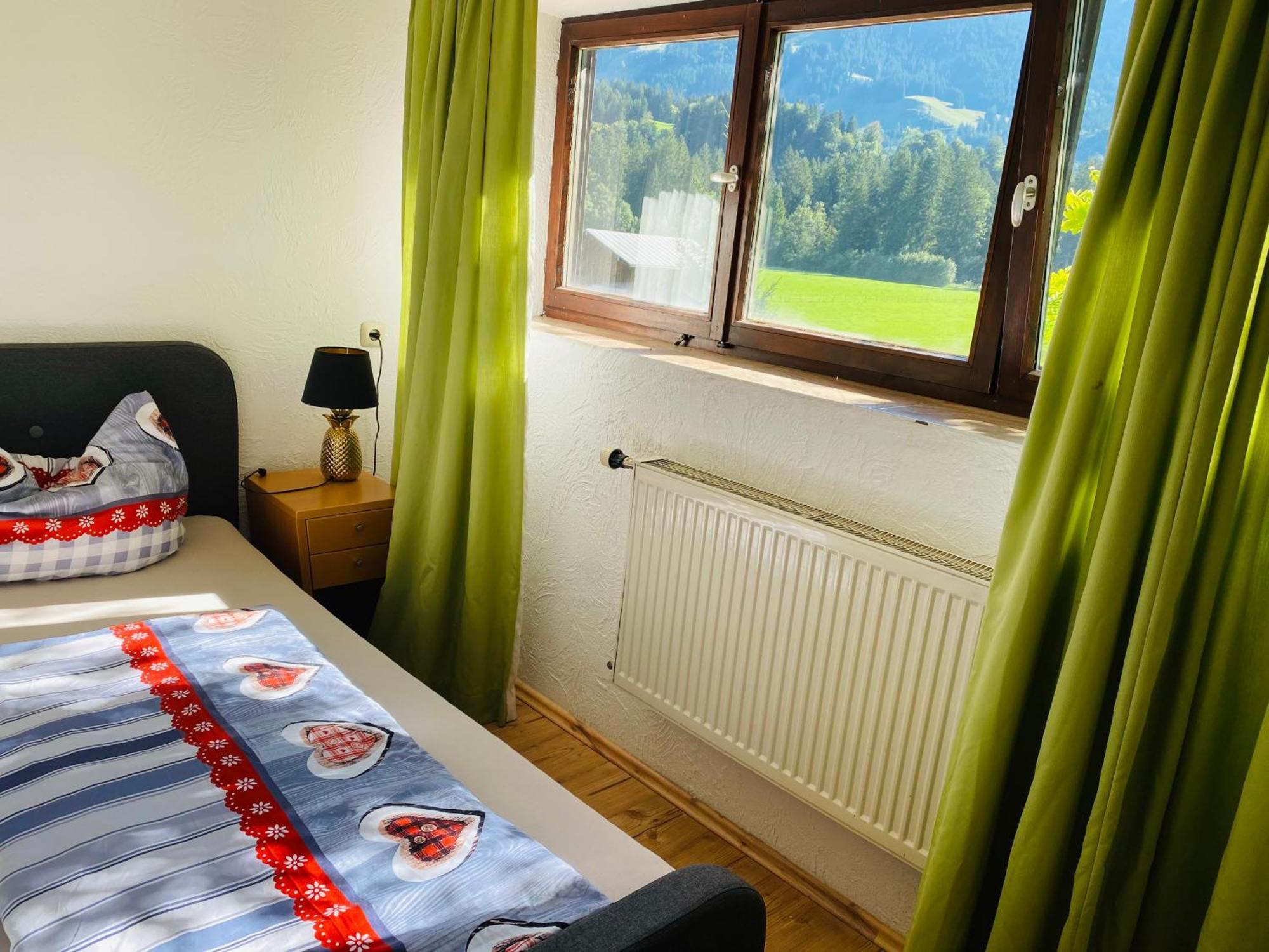 Steinbock Bed & Breakfast Hotel Fischen im Allgaeu Room photo